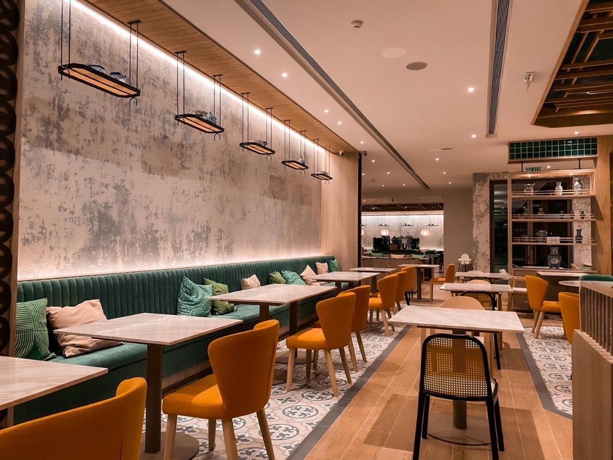 The Quarter Chaophraya By Uhg Hotel Банкок Екстериор снимка