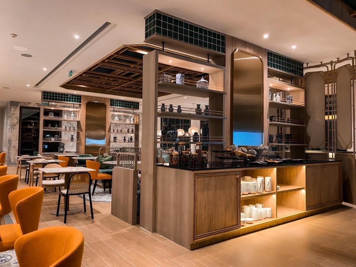 The Quarter Chaophraya By Uhg Hotel Банкок Екстериор снимка