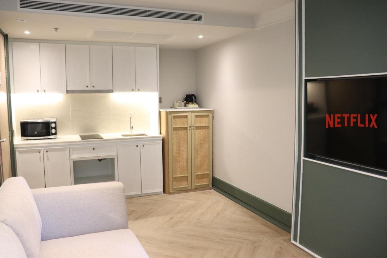 The Quarter Chaophraya By Uhg Hotel Банкок Екстериор снимка