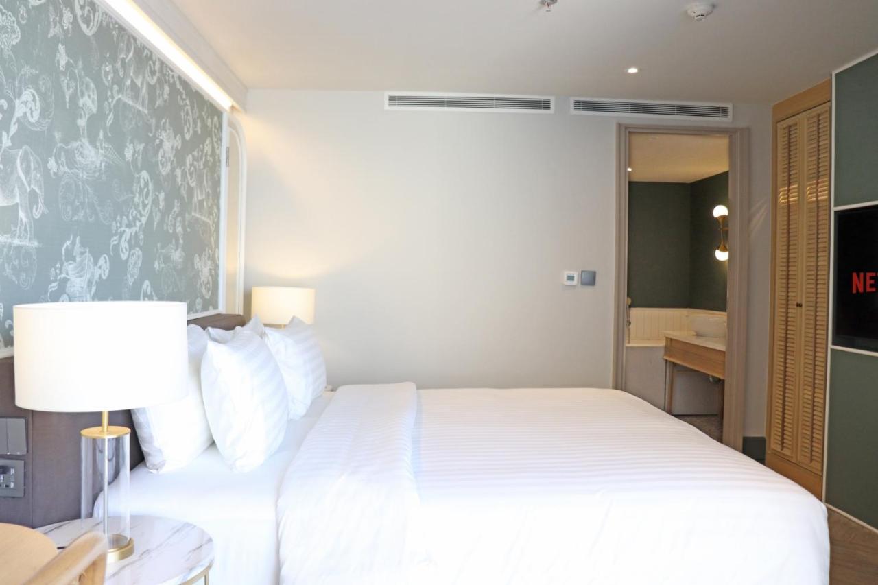 The Quarter Chaophraya By Uhg Hotel Банкок Екстериор снимка